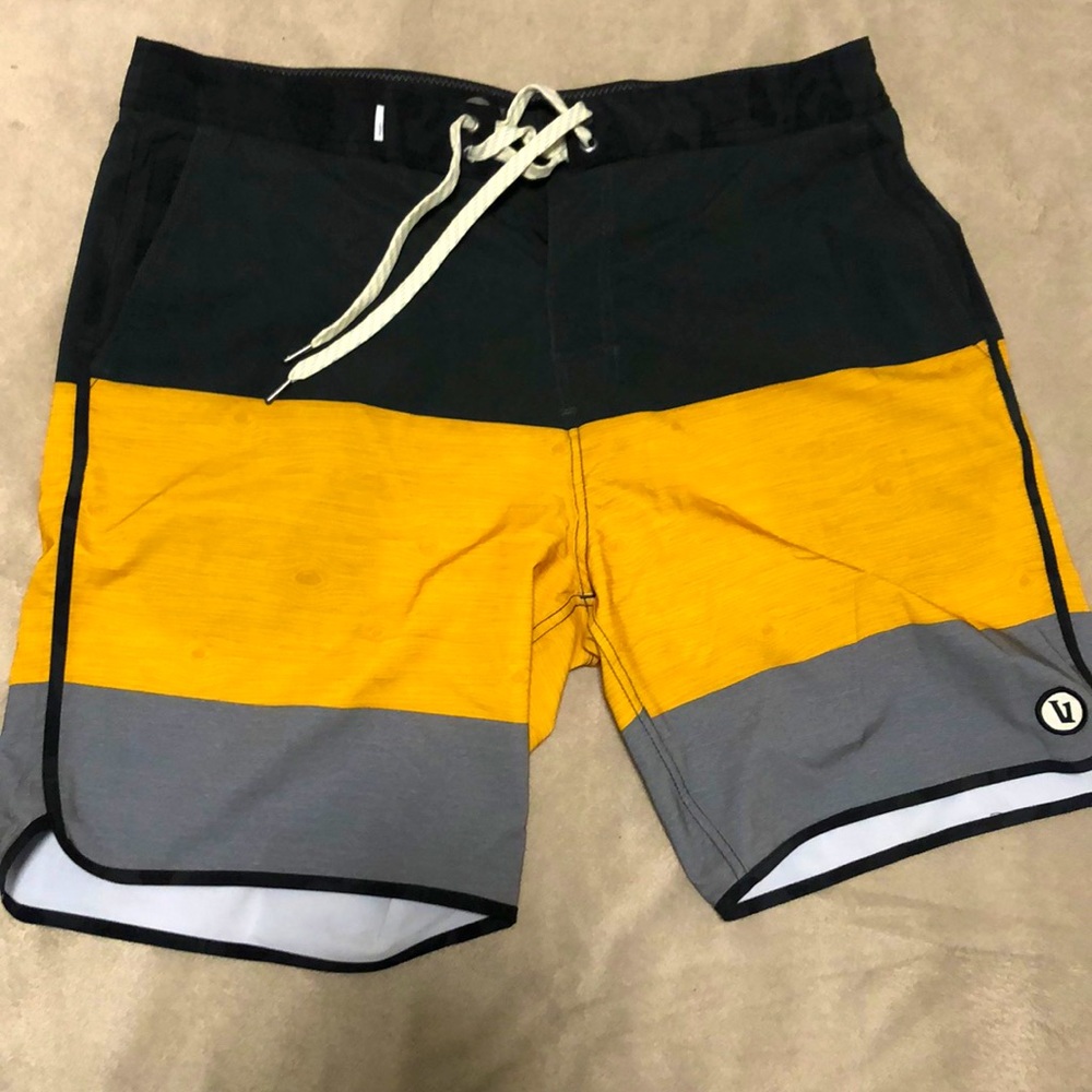 Vuor1 board shorts